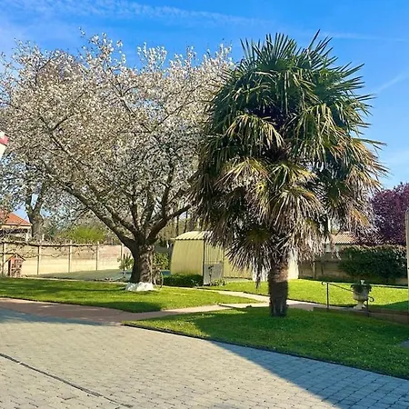 Apartamento L'ecurie Du Cerisier, Maison De Charme, 6 Personnes